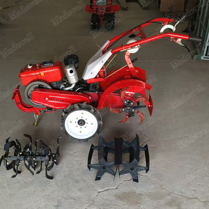 Rotocultivador Compacto Rojo con Orugas y Múltiples Accesorios para Uso Agrícola - Product Image 2