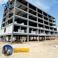 Nouveau bâtiment d'appartements préfabriqué à plusieurs étages en structure métallique pour usage résidentiel et commercial, durable et facile à installer