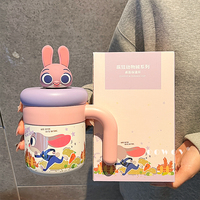 Tasses Isothermes Disney en Acier Inoxydable pour Café et Lait avec Couvercles, Pailles et Bouteille – Idéales pour le Bureau et un Cadeau