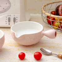 Vente en gros de bol à matcha en céramique de porcelaine texturée avec logo personnalisé fabriqué à la main avec poignée pour accessoires de café et de thé