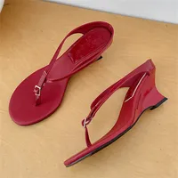 Nouvelles Sandales Compensées à Talons Hauts pour Femmes, Style Mode, avec Bride à Boucle et Clip d'Orteil, en PU, Chaussures d'Été