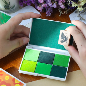 7 couleurs artisanat <span class=keywords><strong>tampon</strong></span> <span class=keywords><strong>encreur</strong></span> timbres bricolage arc-en-ciel doigt <span class=keywords><strong>tampon</strong></span> <span class=keywords><strong>encreur</strong></span> pour enfants empreinte digitale <span class=keywords><strong>dessin</strong></span> petit bois <span class=keywords><strong>tampon</strong></span> en caoutchouc - Product Image 1