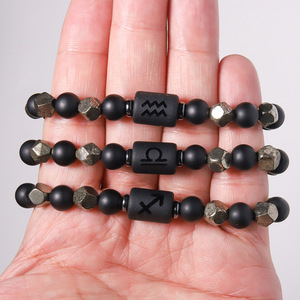 Pulseras <span class=keywords><strong>de</strong></span> Piedras Naturales <span class=keywords><strong>de</strong></span> Moda con los 12 Signos del Zodiaco para Hombre, Joyería Vintage Hecha a Mano en Negro Mate, Venta al por Mayor - Product Image 3
