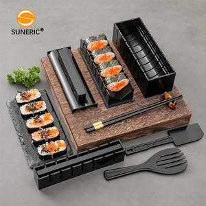<span class=keywords><strong>Kit</strong></span> de découpe de <span class=keywords><strong>sushi</strong></span> en plastique Abs de qualité supérieure Outils de moulage de rouleaux de riz pour sushis de cuisine - Product Image 5