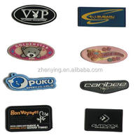 Máquina de inyección de 12 colores Equipo dispensador de silicona de PVC de alto rendimiento con fabricación de logotipos para fábrica de productos de PVC