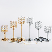 Porte-bougie en fer et cristal élégant fait main, durable et multifonctionnel, idéal pour les mariages, les événements, les fêtes, les centres de table et la décoration d'hôtel