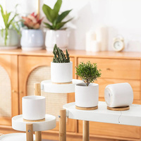 Pots de plantes cylindriques en céramique blanche de Offre Spéciale, 3.5 pouces avec trous de Drainage plateaux en bambou jardinière de fleurs moderne pour plantes succulentes