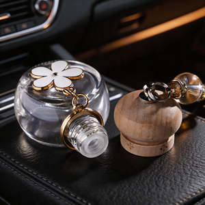 Refined <b>Car</b> Aromatherapy Perfume <b>Bottle</b> High Shine Finish For Luxury Gift Boutique Wholesale Factory Direct Price Premium - Product Image 1
