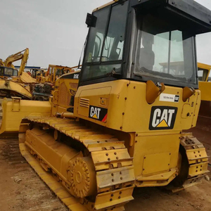 Bulldozer Usado Japonés D5K/D5M/D5N con Alto Momento de Carga y Capacidad de Empuje de 4.3m en Oferta - Product Image 1