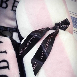 Wholesale Polyester Super Soft Fleece <strong>Throw</strong> 130*150cm <strong>Pink</strong> Secret Custom Fleece <strong>Throw</strong> Blanket <strong>pink</strong> - Product Image 5
