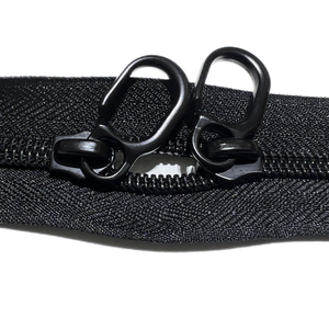 Glissière de fermeture éclair en nylon et métal rectangulaire en forme de G avec logo personnalisé Extracteur de fermeture éclair noir de <span class=keywords><strong>peinture</strong></span> sans nickel - Product Image 5