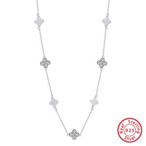 RINNTIN GMN60 Collana da Donna con Ciondolo Quadrifoglio in Argento Sterling 925 e Perla di Conchiglia, Gioiello Placcato Oro 14K - Product Image 2