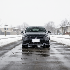 Compra de Autos en Línea, <span class=keywords><strong>Nuevo</strong></span> VW <span class=keywords><strong>Golf</strong></span> 300TSI R-Line de 4 Puertas, 7 Velocidades DCT, Sedán de Gasolina, ACC, Turbo, Volante a la Izquierda, Techo Solar, R17, Automático - Product Image 1