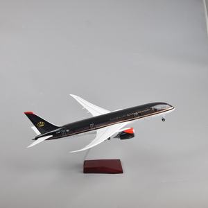 โมเดลเครื่องบิน รุ่น <span class=keywords><strong>B787</strong></span> พร้อมไฟ LED ขนาด 43 ซม. โมเดลสายการบินรอยัลจอร์แดน จากประเทศจีน ของสะสมงานศิลปะสร้างสรรค์และวัฒนธรรม - Product Image 1