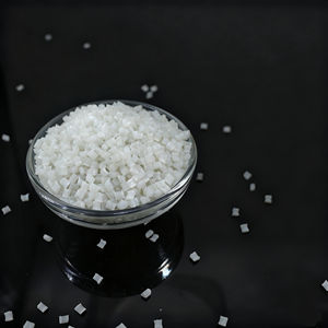 Granulés de plastique en résine PBT (polybutylène téréphtalate) V0 ignifuge, PBT V2 GF30, qualité injection/extrusion - Product Image 1