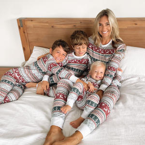 Vente en gros Impression Bon marché Tenues familiales assorties Pyjamas <span class=keywords><strong>de</strong></span> Noël pour bébé Ensemble <span class=keywords><strong>de</strong></span> pyjamas <span class=keywords><strong>de</strong></span> Noël pour la famille d'animaux domestiques - Product Image 2