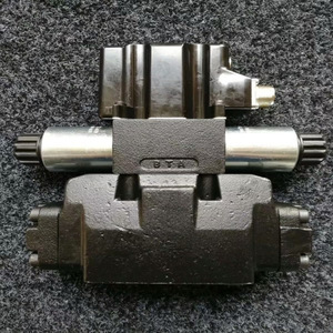 Vanne de commande directionnelle Parker D41FPE52FC4NB70 Composant du système hydraulique - Product Image 2