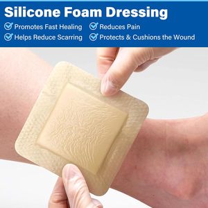Benda in Schiuma di Silicone con Bordo Delicato 4x4" Adesiva Impermeabile ad Alta Assorbenza per Ferite e Ulcere <span class=keywords><strong>da</strong></span> Pressione alle Gambe - Product Image 1