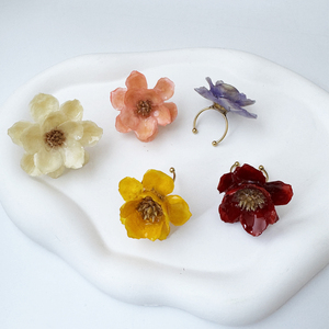 Gioielli Delicati Anello con Vero Fiore Eterno di Mughetto in Acciaio Inossidabile Placcato Oro 18K per Ragazze Design Anello Personalizzato - Product Image 1