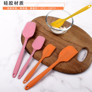 Silicone Spatula One Piece Heat Resistant Baking Tool With Steel Reinforcement For Cake Mixing And Cooking - Product Image 3