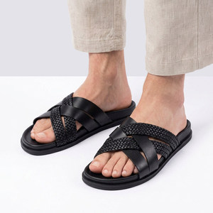 Sandali Estivi da Uomo in Pelle di Vacchetta Intrecciata con Suola Flessibile in Gomma Traspirante di Alta Qualità dalla Fabbrica di Guangzhou - Product Image 2