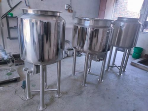 Usine de fabrication de gel Mélangeur sous vide en acier inoxydable pour l'aloe vera et le gel capillaire - Product Image 3