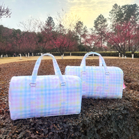 Bolso de Viaje Espacioso de Nailon con Lazo Rosa, Tipo Tote y Duffel, Cierre de Cremallera con Remaches, Moderno para Fin de Semana, Gimnasio, Deportes, Pijamada o Fiesta