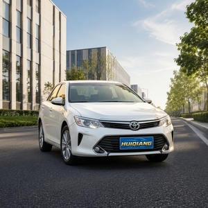 รถยนต์<span class=keywords><strong>มือ</strong></span><span class=keywords><strong>สอง</strong></span> Toyota <span class=keywords><strong>Camry</strong></span> รุ่นปี 2016 ฉลองครบรอบ 10 ปี เครื่องยนต์เบนซิน เกียร์ออโต้ รถเก๋ง ไมล์น้อย รถใช้งานได้ดี เหมาะสำหรับการเดินทาง - Product Image 3