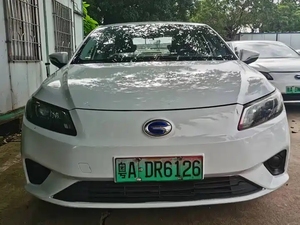 China Großhandel Gebrauchtwagen 2019 AION <span class=keywords><strong>S</strong></span> EV Limousine Linkslenker Automatik Frontantrieb Geringe Laufleistung (22.000 Meilen) NEDC 401-500km Reichweite 200-250kW Motor - Product Image 6