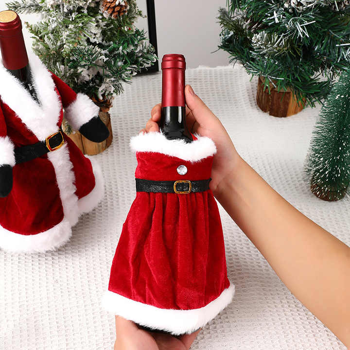 TC Fashion Creative Cartoon Red Skirt Wine Bottle Holder Home Table Ornaments Cloth Christmas Decorations Wine Bottle Cover