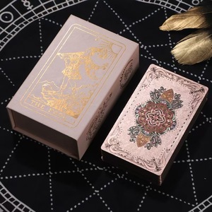 Cartas del <span class=keywords><strong>Tarot</strong></span> de la Fortuna de Laser Star, Juego Completo para Principiantes, Estilo Nuevo con Hojas Doradas, Material PET, Forma Rectangular Personalizada - Product Image 4