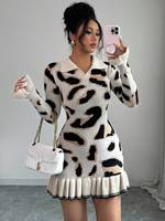 Robe Mini en Maille Imprimé Léopard pour Femme, Col Revers, Manches Longues, Coupe Ajustée, Ourlet Volanté, Personnalisable OEM ODM, Vente en Gros Usine