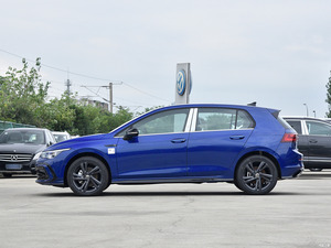 Offre Spéciale 2025 pour Volkswagen <span class=keywords><strong>Golf</strong></span> 380TSI DSG <span class=keywords><strong>GTI</strong></span> Voiture d'occasion Conduite à gauche Pneus R17 avec <span class=keywords><strong>5</strong></span> <span class=keywords><strong>portes</strong></span> <span class=keywords><strong>5</strong></span> places Berline Essence - Product Image 4