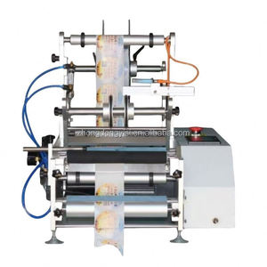 Machine d'étiquetage semi-automatique de bureau compacte pour bouteilles et cylindres ronds en verre et en plastique, mode manuel inclus - Product Image 5