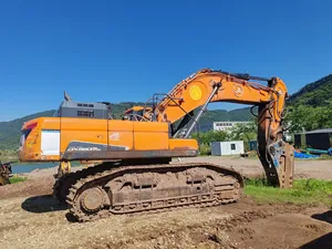 Excavadora Usada DX560LC en Oferta, Potente, Confiable, Rentable, Máquina de Movimiento de Tierras de Uso Pesado - Product Image 1