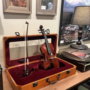 最小マスター ハンドメイド単板ヴァイオリン 1/32、専用ディスプレイケース付き - 演奏可能なフル機能サイズ - Product Image 4