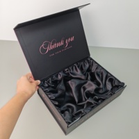 Boîte d'emballage de luxe rose personnalisée pour perruque, grande boîte cadeau magnétique pliable pour l'emballage de perruques en cheveux humains