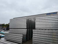 Échelle à câbles en acier au carbone électrogalvanisé résistant à la corrosion Hdmann pour la gestion des câbles aériens dans les salles de serveurs des centres de données