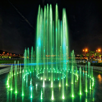 Outdoor-Tanzbrunnen mit RGB-LED-Beleuchtung, Lasershow und programmierbaren Wasserstrahleffekten