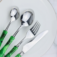 Ensemble de couverts en acier inoxydable 304 avec manche en acrylique vert malachite, 4 pièces, couteau, fourchette, cuillère, vente en gros pour hôtels et restaurants