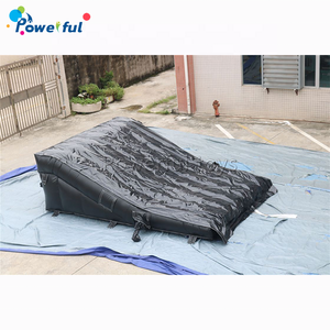 Petit airbag gonflable <span class=keywords><strong>pour</strong></span> saut, rampe BMX, rampe <span class=keywords><strong>VTT</strong></span>, rampe de skateboard, rampe de scooter, airbag d'atterrissage, airbag de freestyle - Product Image 3