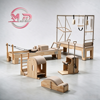 Ensemble d'équipements de Pilates en chêne personnalisable 5 pièces : Reformer, Cadillac, Table Trapèze, Chaise Wunda, Ladder Barrel, Correcteur de colonne vertébrale