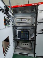 Armoire de commutation LV MCC modulaire intérieure 6300A, panneau électrique haute intensité, barre omnibus norme CE, MNS basse tension extractible