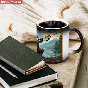 Mug en céramique noire givrée de 11 oz, changeant de couleur à la chaleur, avec motif paysage de rennes - Product Image 3