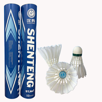 ST NO 7 Volant de badminton droit et plumeux, durable - Vol stable, sensation de jeu excellente, parfait pour l'entraînement