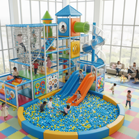 Best-seller Équipement de jeu intérieur en plastique souple personnalisé Styles variés pour centre commercial scolaire Labyrinthe pour enfants certifié CE