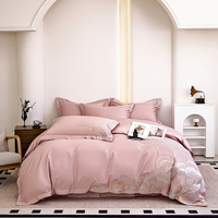 Vente en gros de drap de lit toute saison rose 100% coton brodé de style européen écologique Ensemble de boîte-cadeau comprenant un drap et une couette