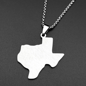 Collar con colgante de <span class=keywords><strong>mapa</strong></span> pequeño con efecto desgastado, estilo hip-hop europeo y americano, cadena de perlas, cadena de clavícula punk de moda - Product Image 4