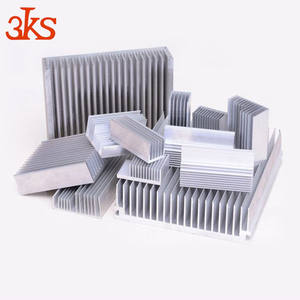 Dissipateur thermique en aluminium de toute taille pour luminaires et lampes électriques - Product Image 3