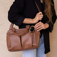 Sac à main en cuir haut de gamme pour couches fourre-tout et porte-gobelet pour couches avec bandoulière convertible pour poussette